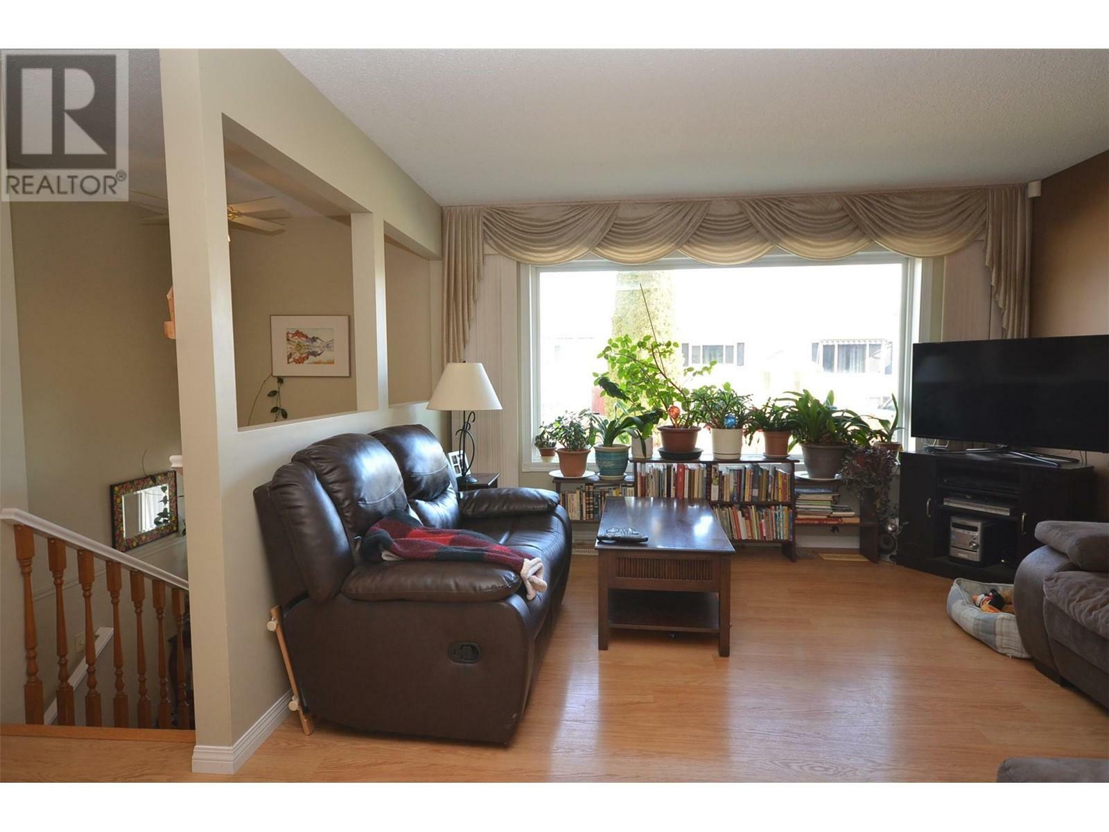 VERNON, British Columbia, V1T 8N5, CA, 3 Bedrooms Bedrooms, ,2 BathroomsBathrooms,Residential,For Sale,1838513
