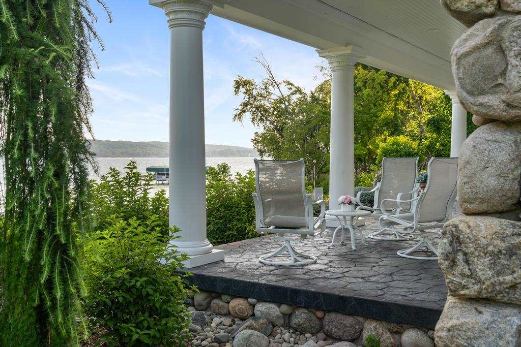 Boyne City, Michigan, 49712, United States, 5 Bedrooms Bedrooms, ,6 BathroomsBathrooms,Residential,For Sale,1890151