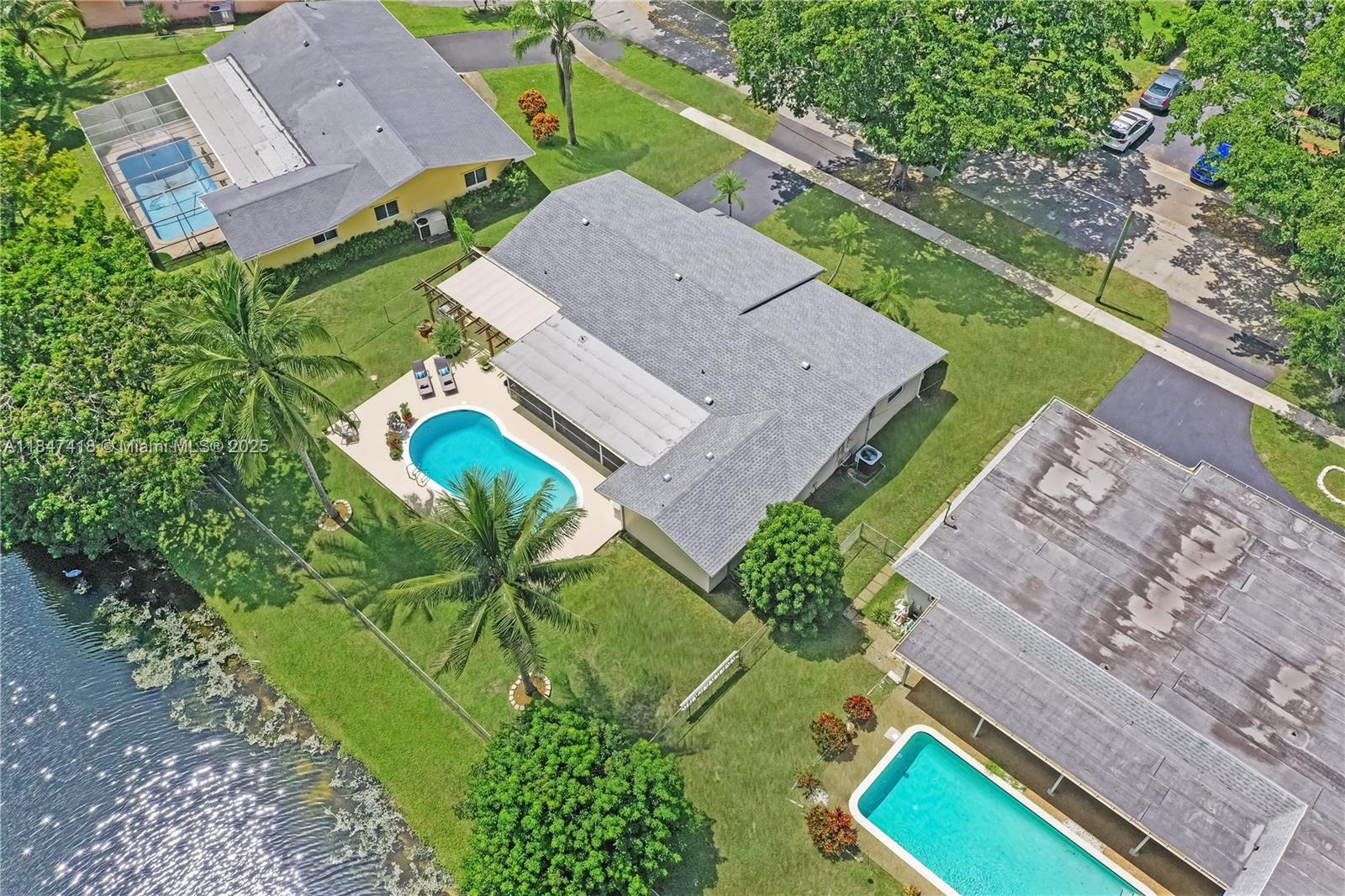 Plantation, Florida, 33313, United States, 4 Bedrooms Bedrooms, ,2 BathroomsBathrooms,Residential,For Sale,1903667