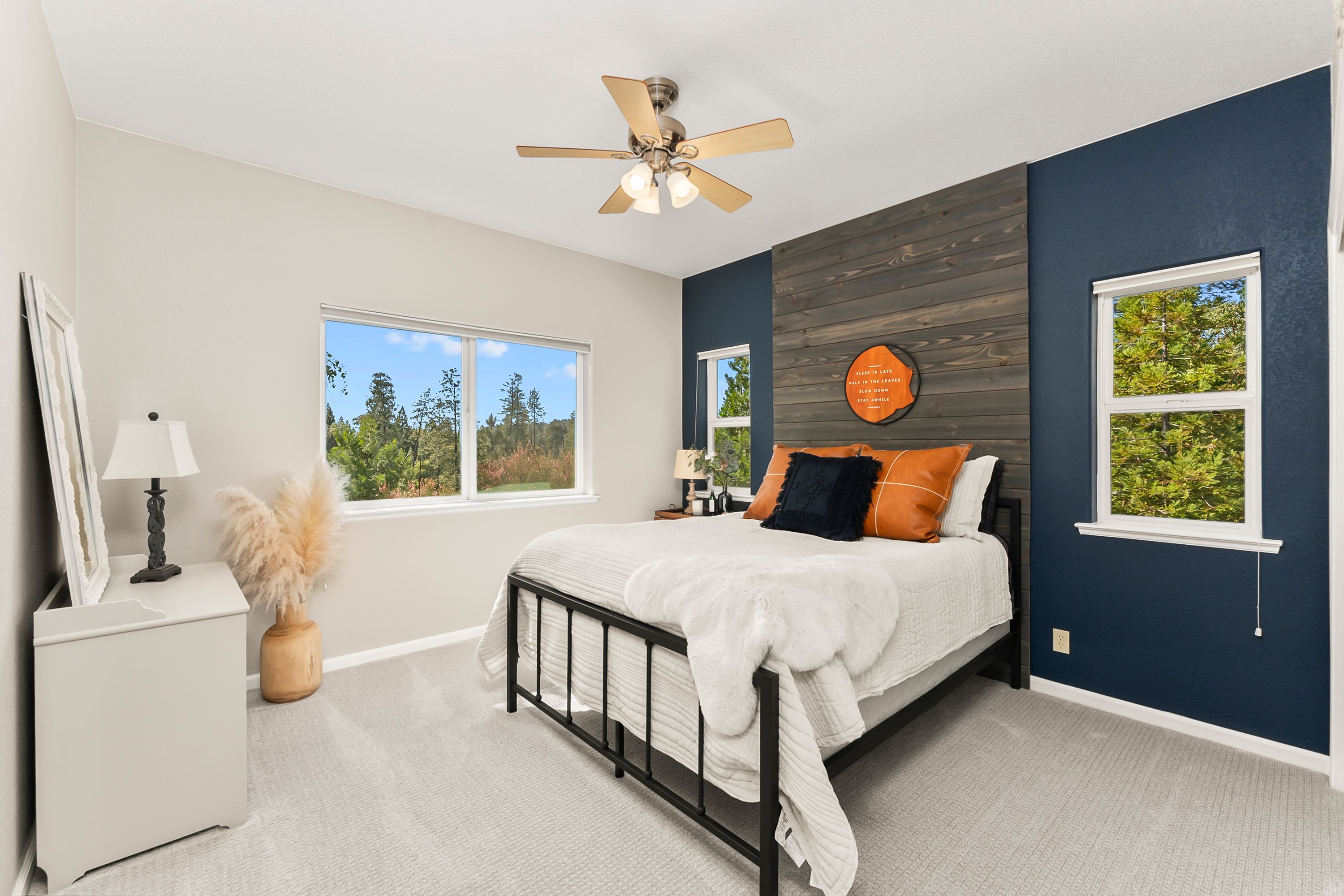  Thoughtfully Designed Living with Income Potential - 物件實景