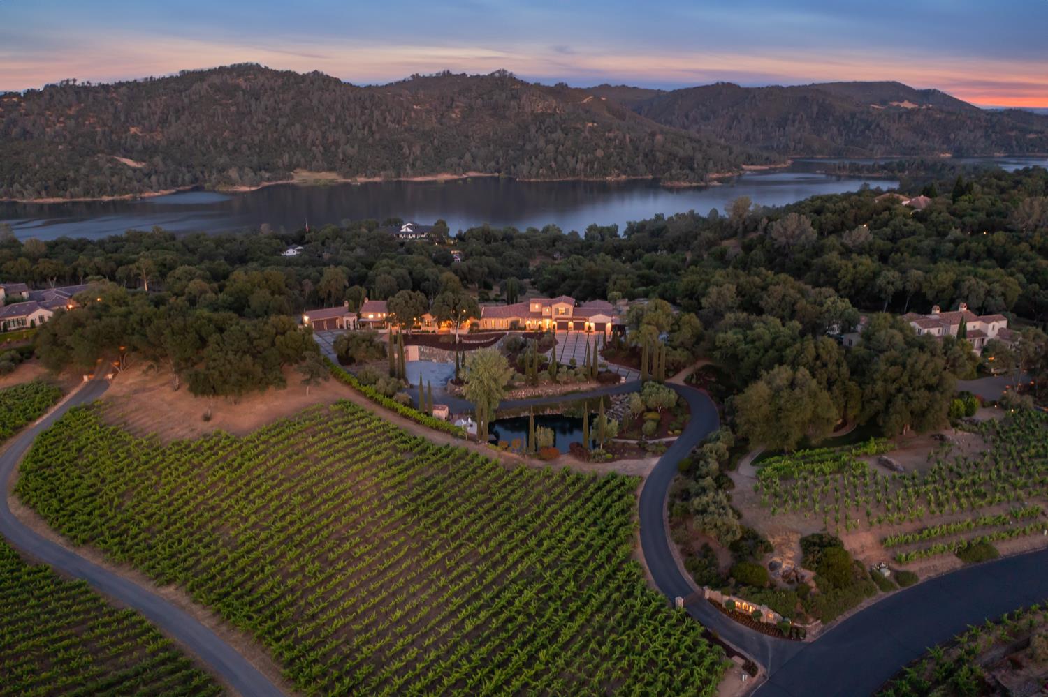 Loomis, California, 95650, United States, 6 Bedrooms Bedrooms, ,6 BathroomsBathrooms,Residential,For Sale,1908935