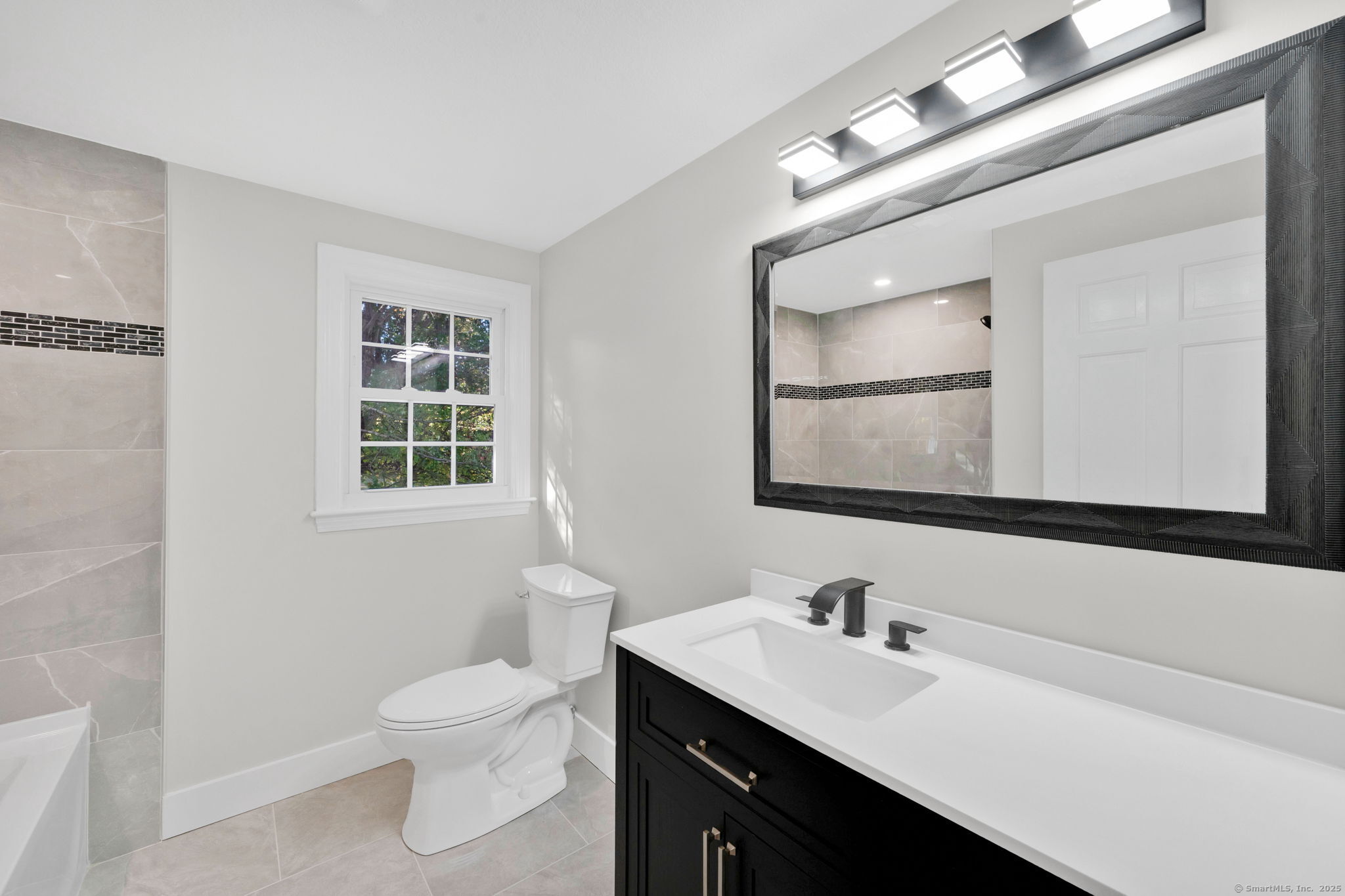 South Windsor, Connecticut, 06074, United States, 4 Bedrooms Bedrooms, ,3 BathroomsBathrooms,Residential,For Sale,2003244