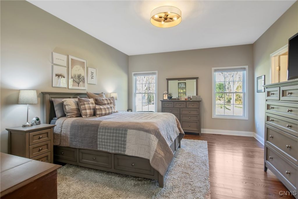 Liverpool, New York, 13090, United States, 3 Bedrooms Bedrooms, ,2 BathroomsBathrooms,Residential,For Sale,1972941