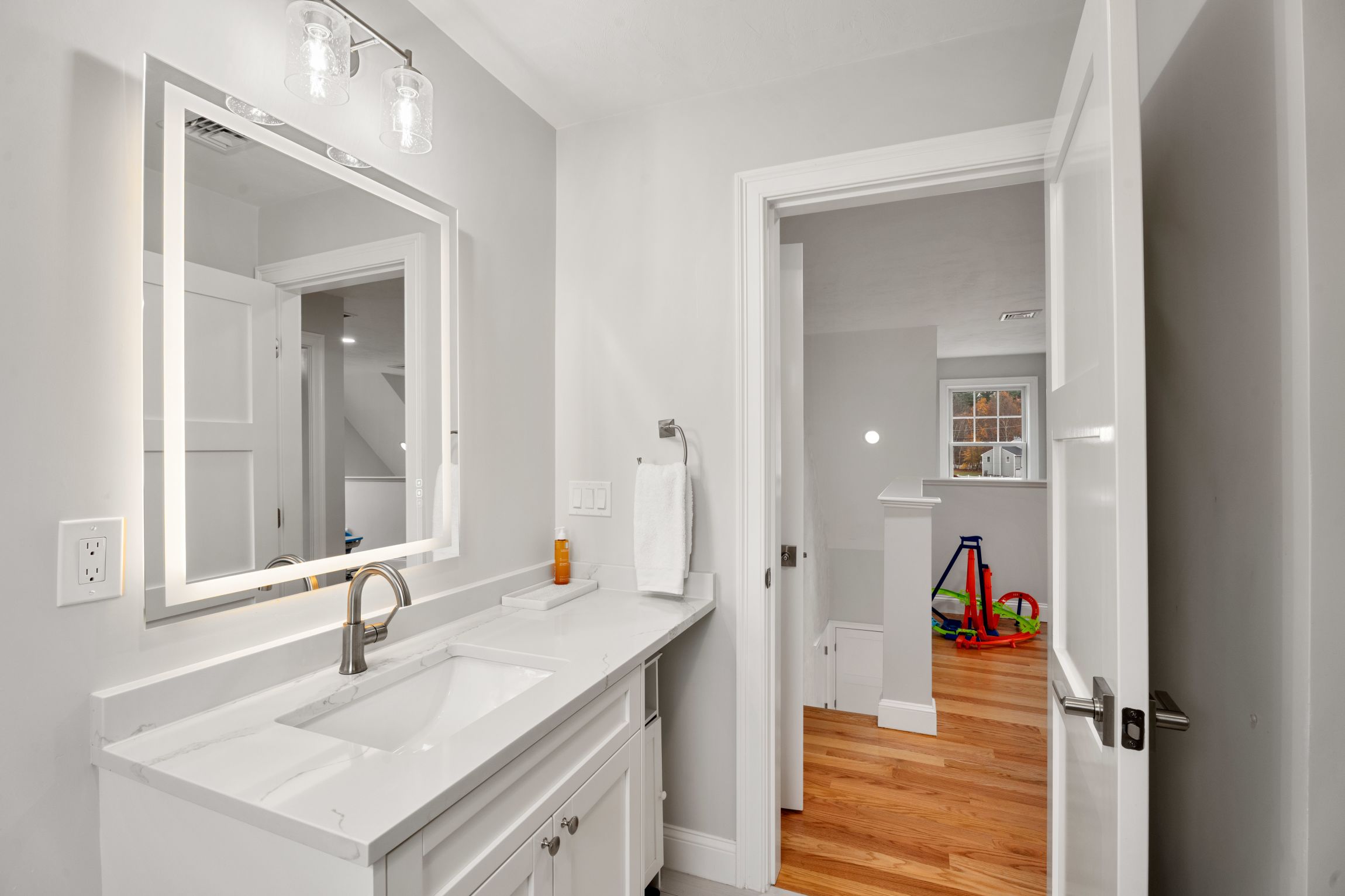  3 Kibrel Court, Sandown, NH, 03873 - 物件實景