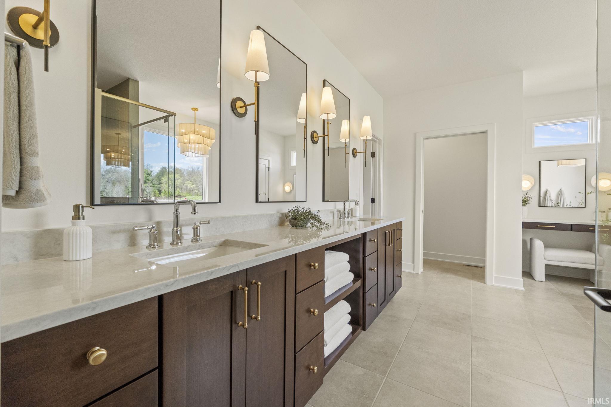 Huntertown, Indiana, 46748, United States, 4 Bedrooms Bedrooms, ,4 BathroomsBathrooms,Residential,For Sale,2005493