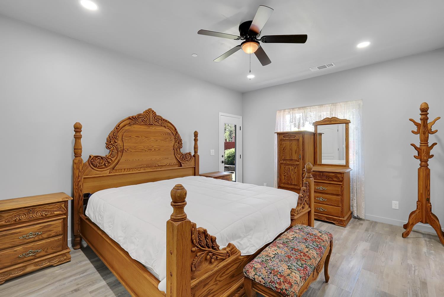 Oregon House, California, 95962, United States, 3 Bedrooms Bedrooms, ,2 BathroomsBathrooms,Residential,For Sale,1930736