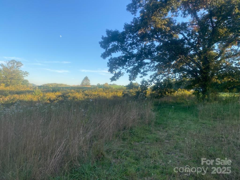 Mills River, North Carolina, 28759, United States, 3 Bedrooms Bedrooms, ,2 BathroomsBathrooms,Residential,For Sale,1982663