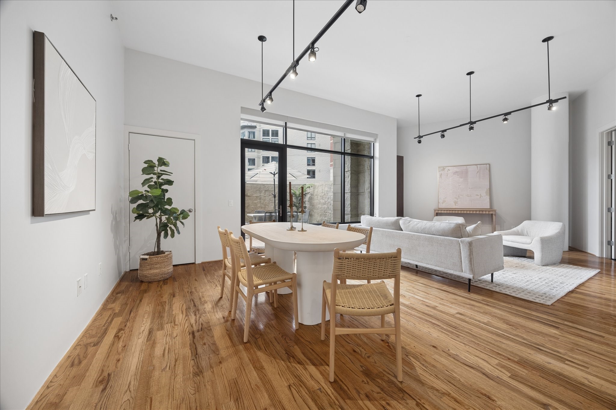  5005 Hidalgo Street #210 - 物件實景