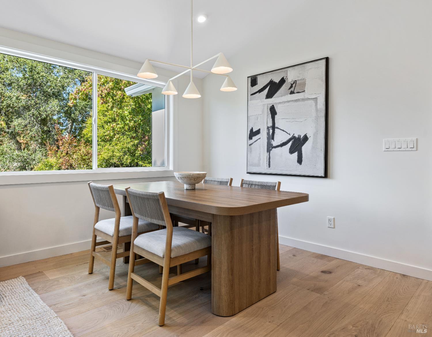 Sonoma, California, 95476, United States, 3 Bedrooms Bedrooms, ,3 BathroomsBathrooms,Residential,For Sale,1976344