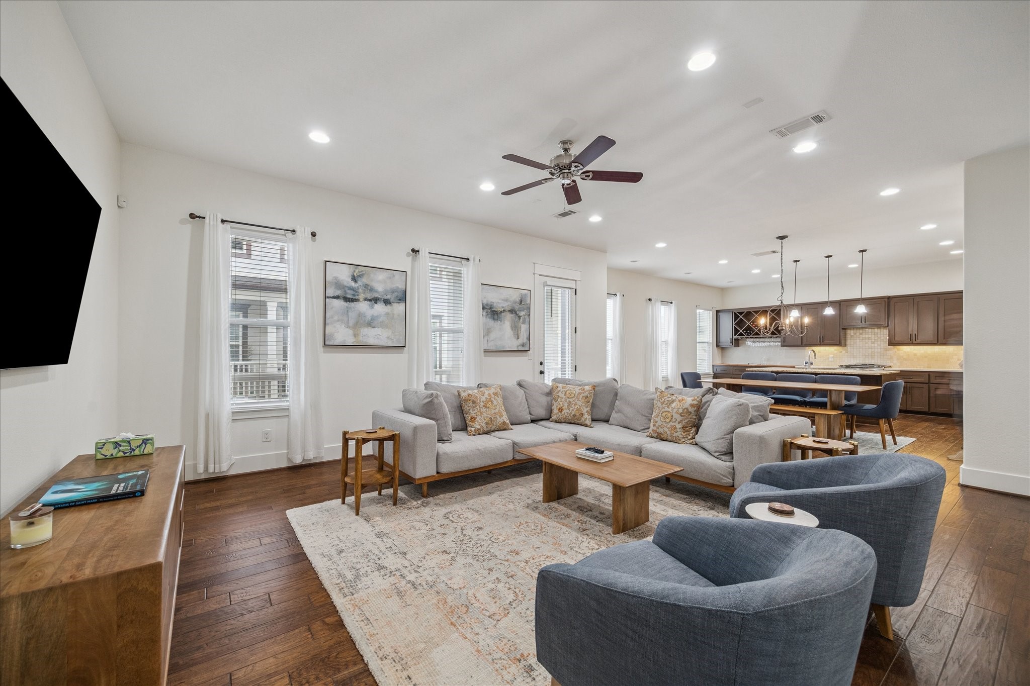  1425 W 23rd Street B - 物件實景