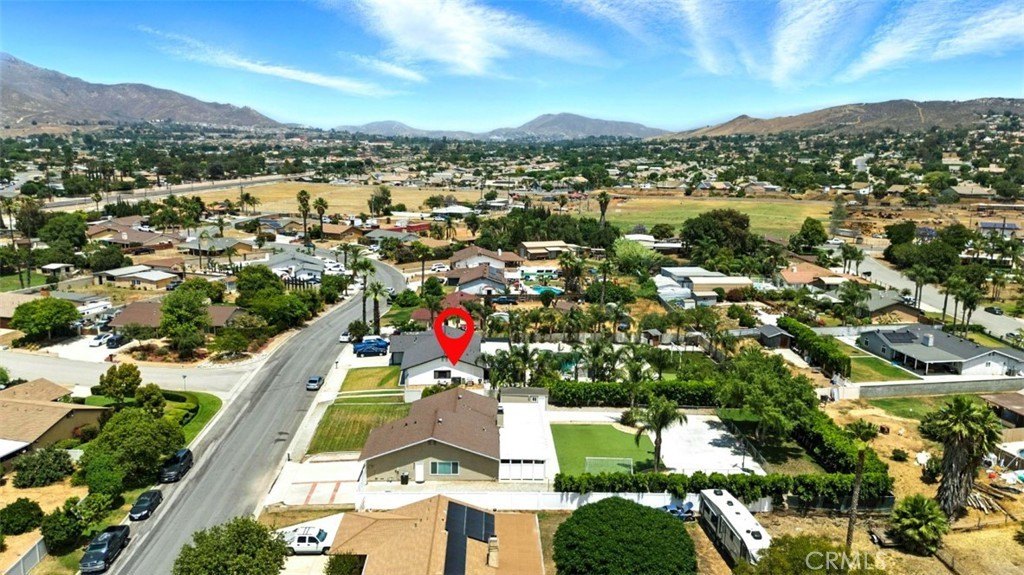 Jurupa Valley, California, 92509, United States, 4 Bedrooms Bedrooms, ,2 BathroomsBathrooms,Residential,For Sale,1873402