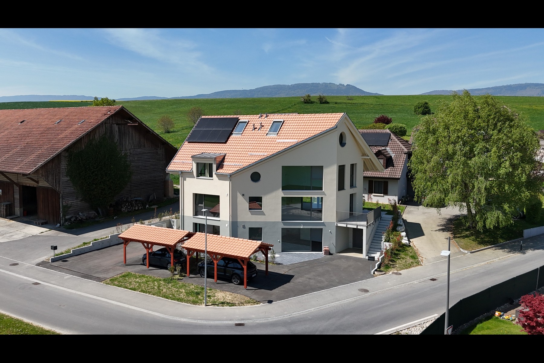  Brand-New Villa Just 3