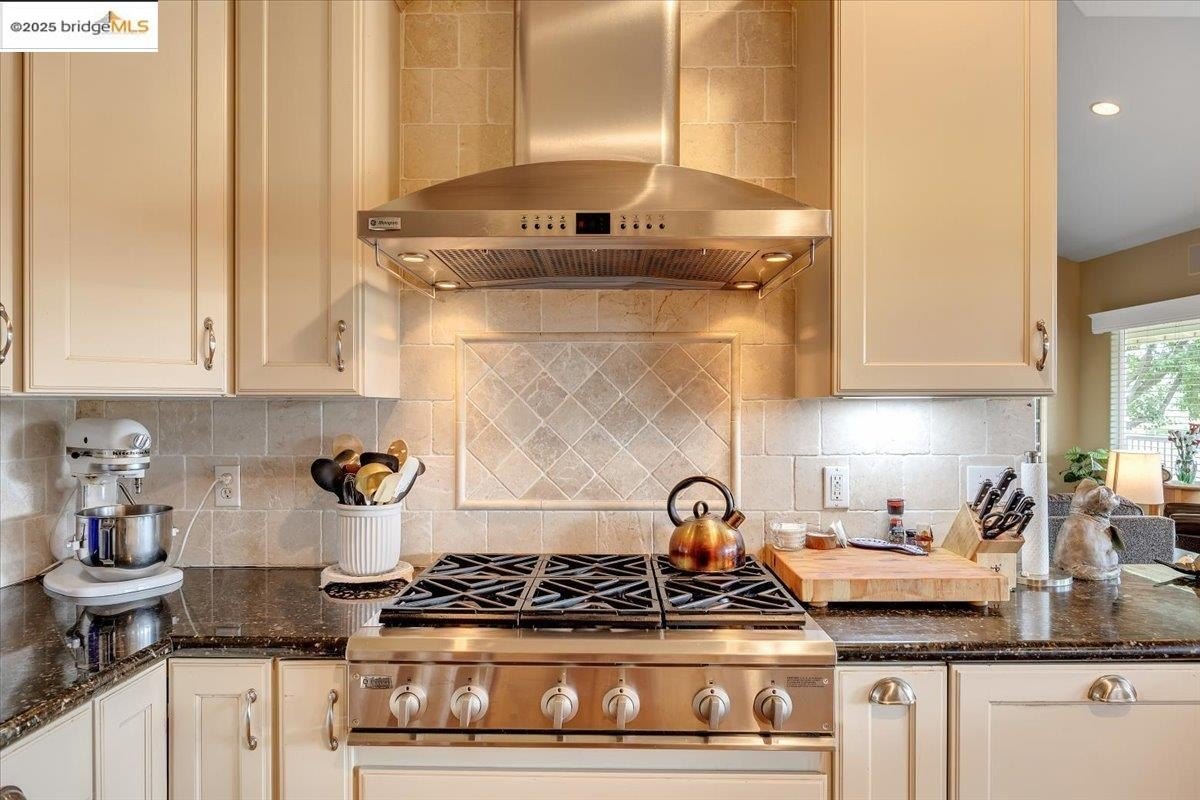 Angels Camp, California, 95222, United States, 3 Bedrooms Bedrooms, ,2 BathroomsBathrooms,Residential,For Sale,1956935