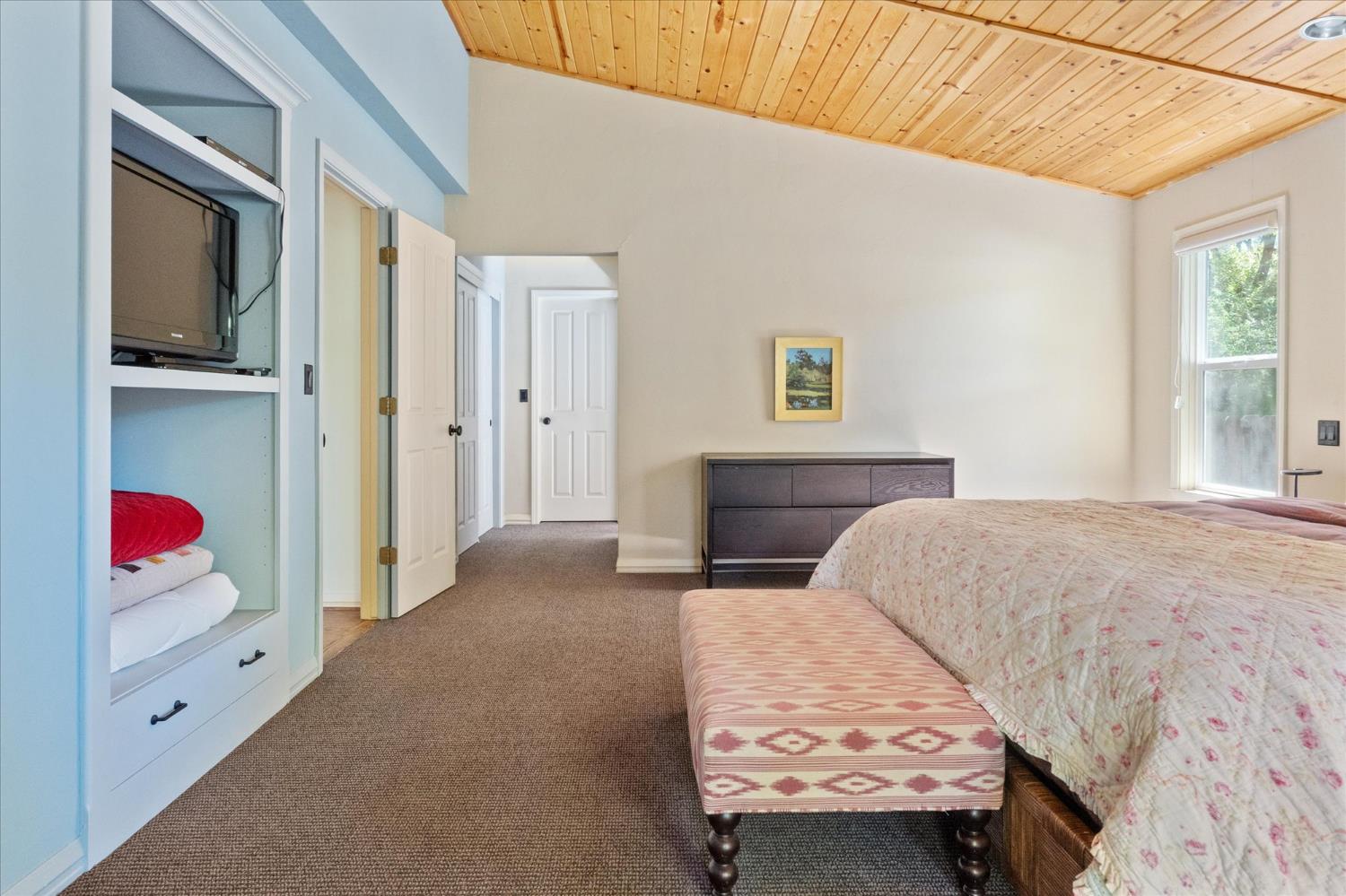 Murphys, California, 95247, United States, 3 Bedrooms Bedrooms, ,4 BathroomsBathrooms,Residential,For Sale,2030734
