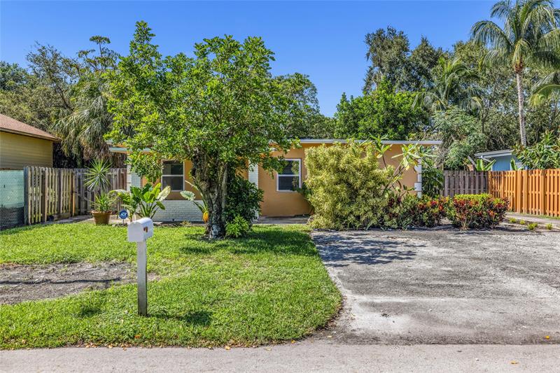 2621 SW 12th Ter, Fort Lauderdale, Florida, 33315, United States, 3 Bedrooms Bedrooms, ,2 BathroomsBathrooms,Residential,For Sale,2621 SW 12th Ter,1668199