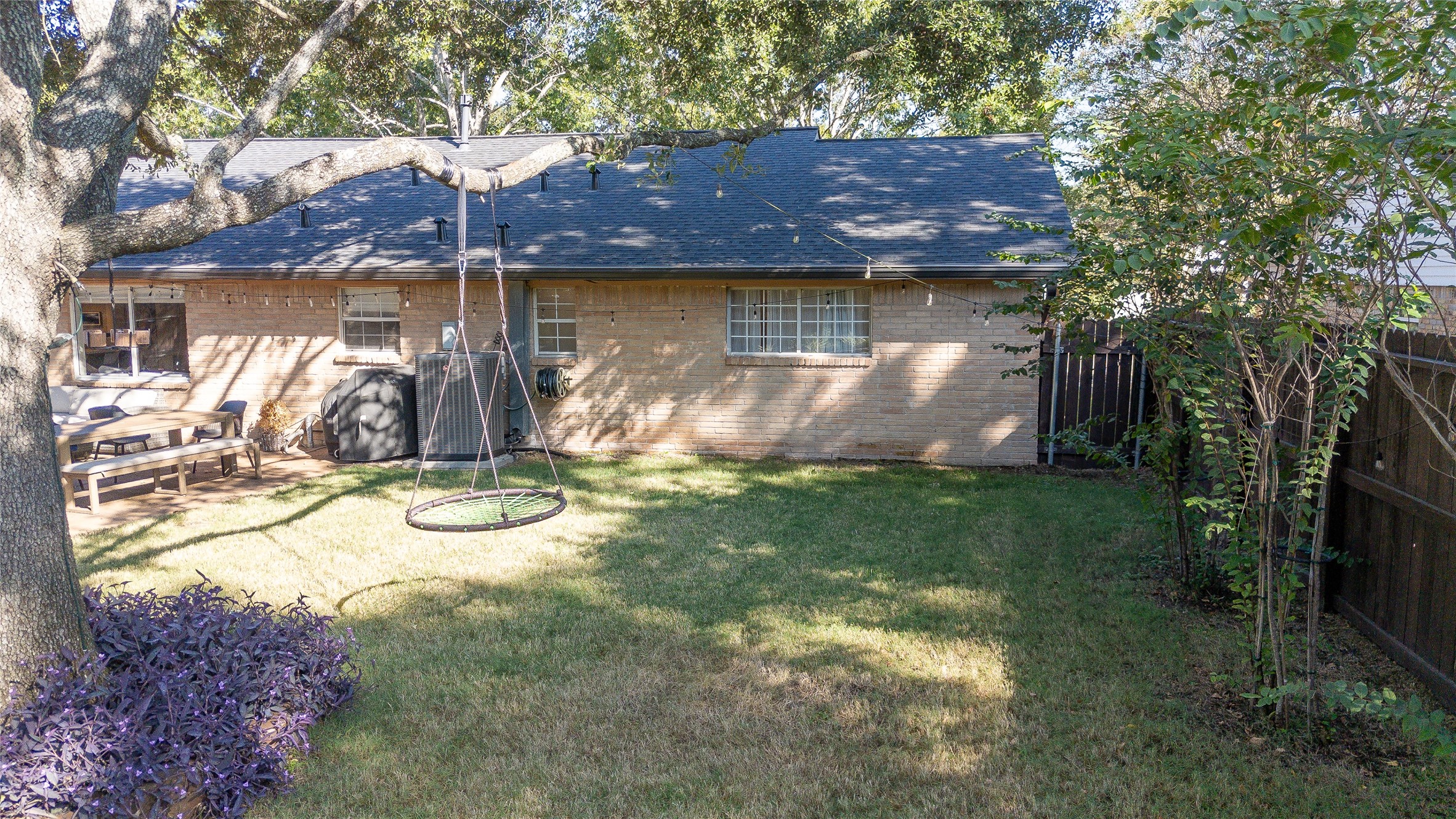 Houston, Texas, 77096, United States, 3 Bedrooms Bedrooms, ,3 BathroomsBathrooms,Residential,For Sale,1966528