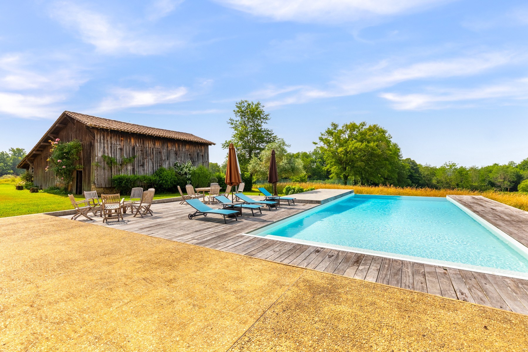  BORDEAUX - 50 MN - RESTORED FARMHOUSE - 14H - SWIMMING POOL - 物件實景