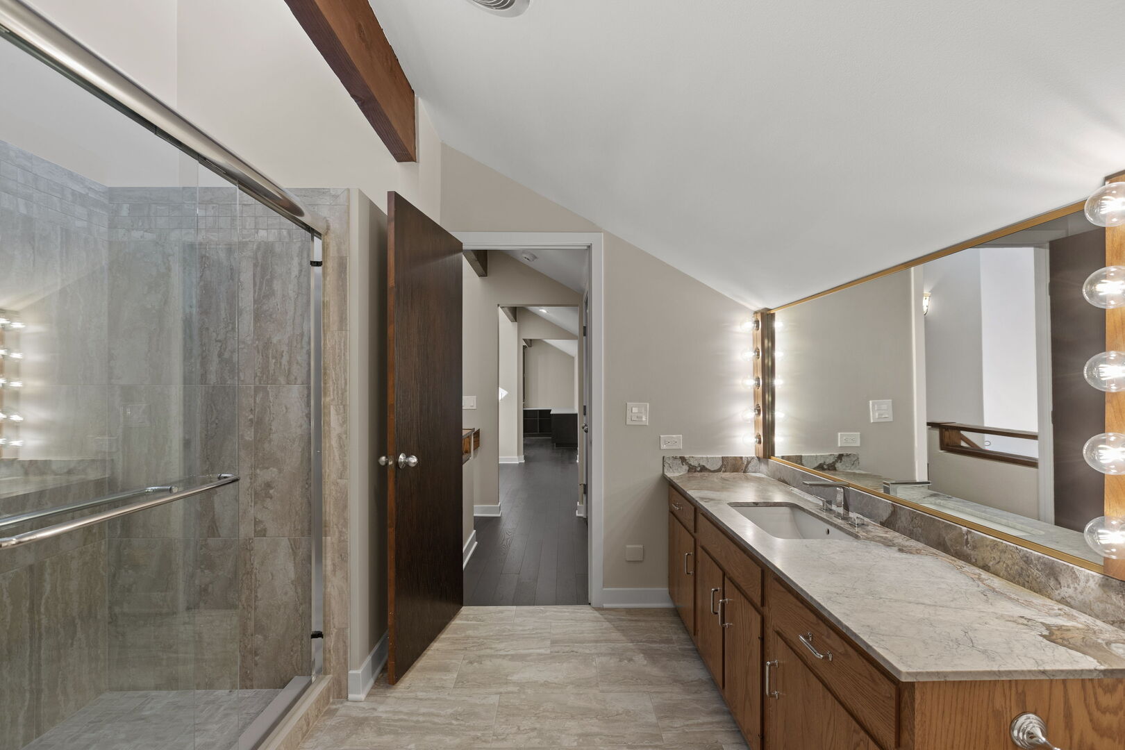 Barrington Hills, Illinois, 60010, United States, 4 Bedrooms Bedrooms, ,6 BathroomsBathrooms,Residential,For Sale,1989014