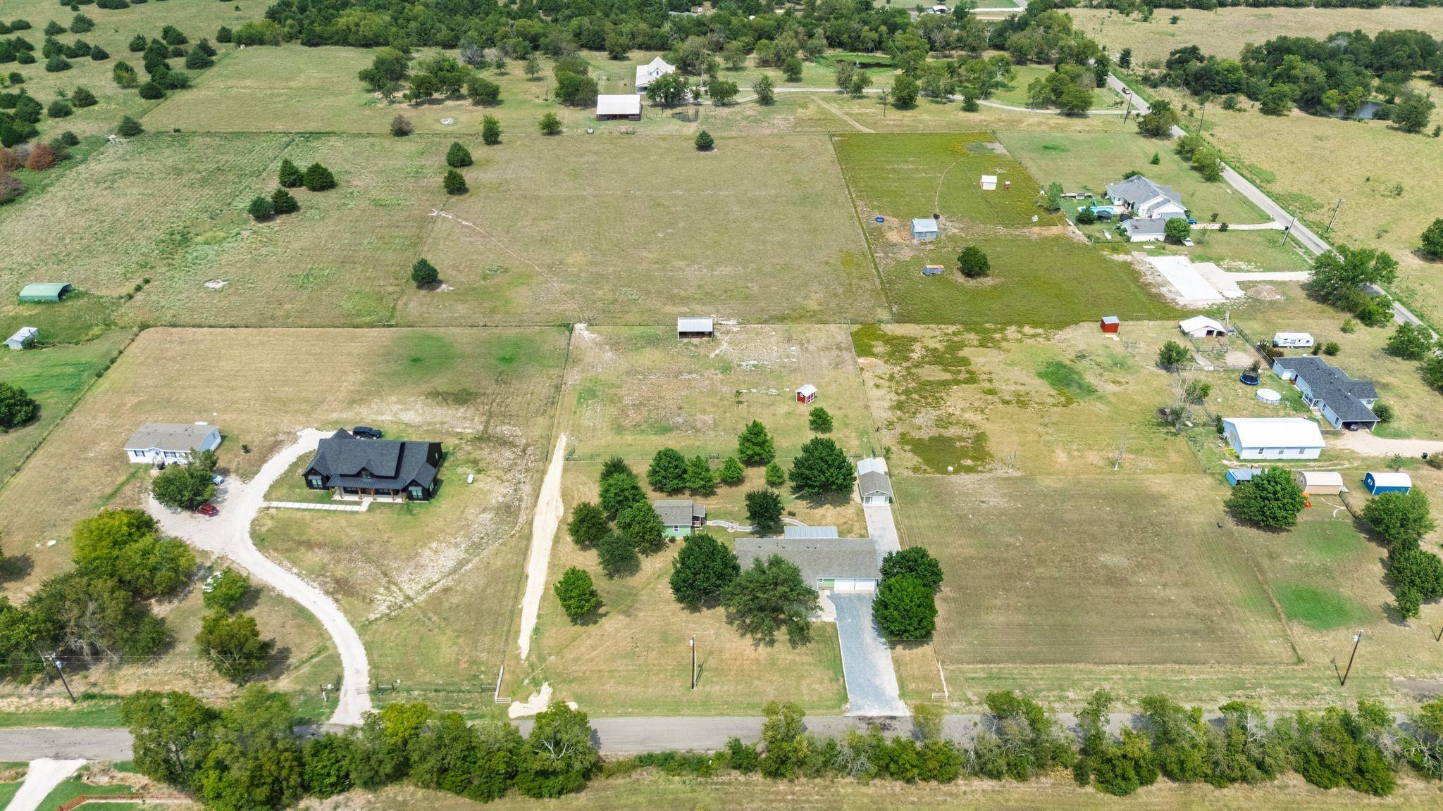 Caddo Mills, Texas, 75135, United States, 3 Bedrooms Bedrooms, ,2 BathroomsBathrooms,Residential,For Sale,1975401