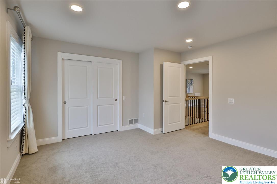Easton, Pennsylvania, 18045, United States, 3 Bedrooms Bedrooms, ,3 BathroomsBathrooms,Residential,For Sale,1921447