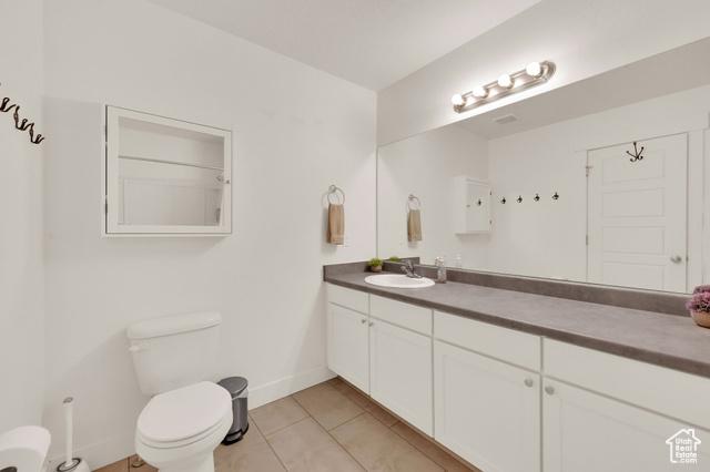 Syracuse, Utah, 84075, United States, 3 Bedrooms Bedrooms, ,3 BathroomsBathrooms,Residential,For Sale,1927816