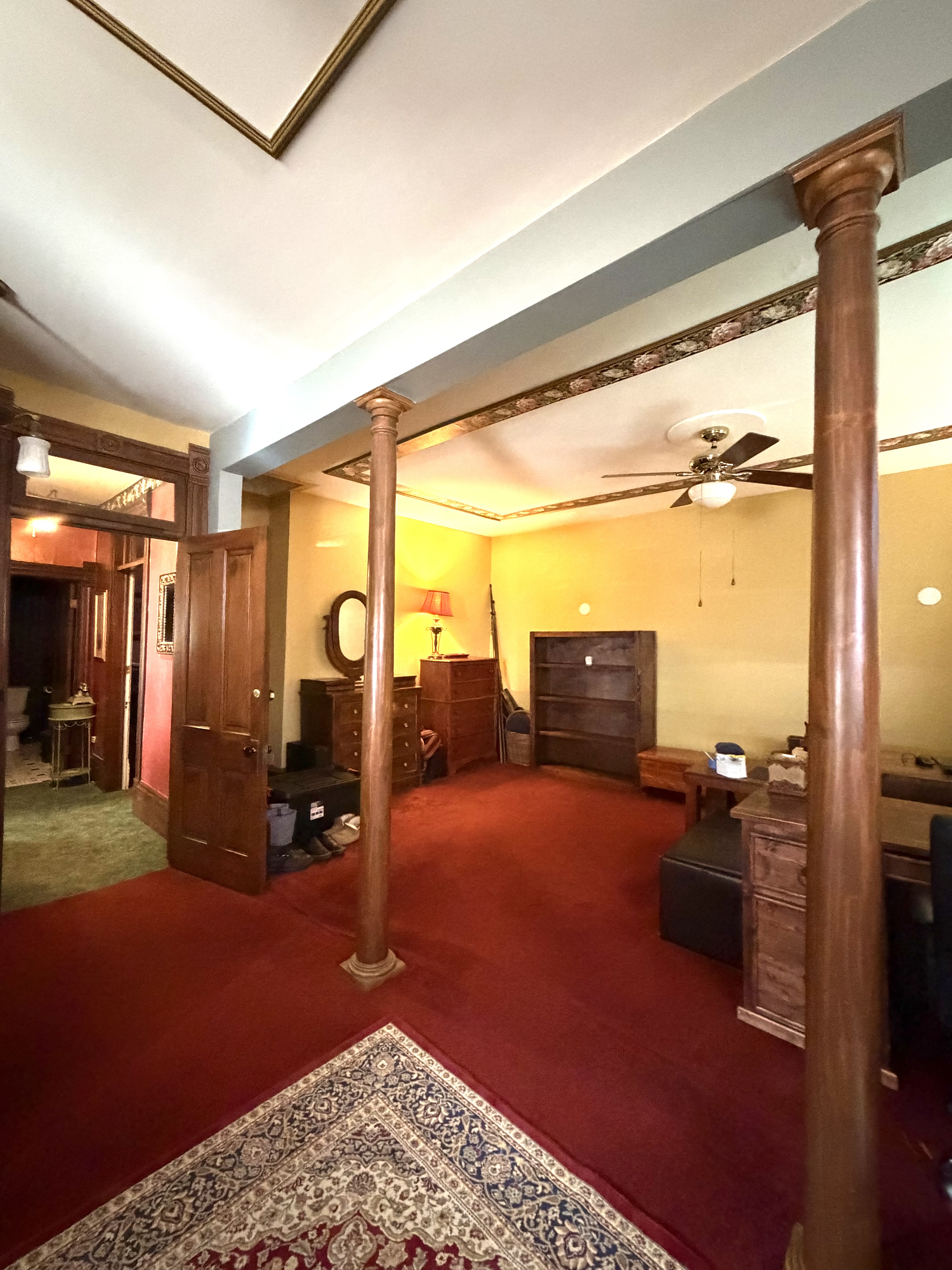 Butte, Montana, 59701, United States, 4 Bedrooms Bedrooms, ,4 BathroomsBathrooms,Residential,For Sale,1995407