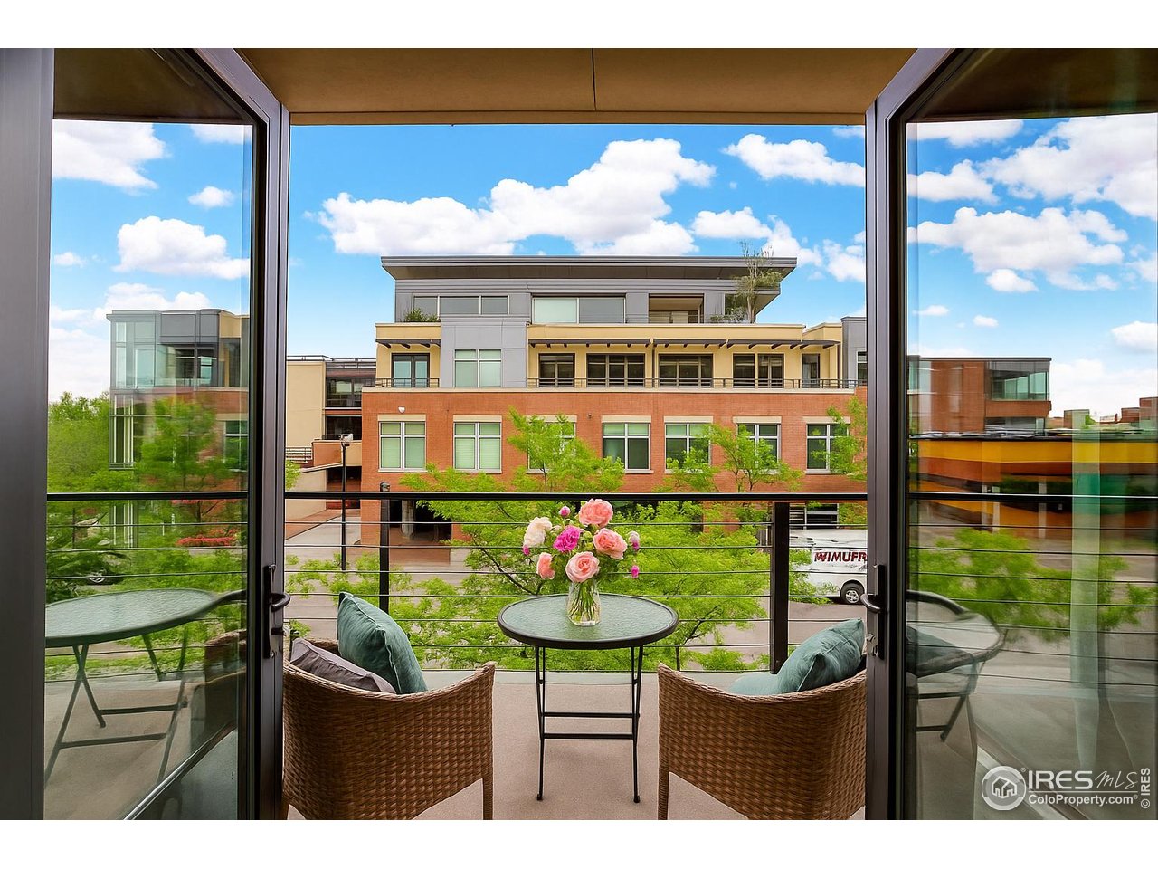 Boulder, Colorado, 80302, United States, 2 Bedrooms Bedrooms, ,2 BathroomsBathrooms,Residential,For Sale,1992797