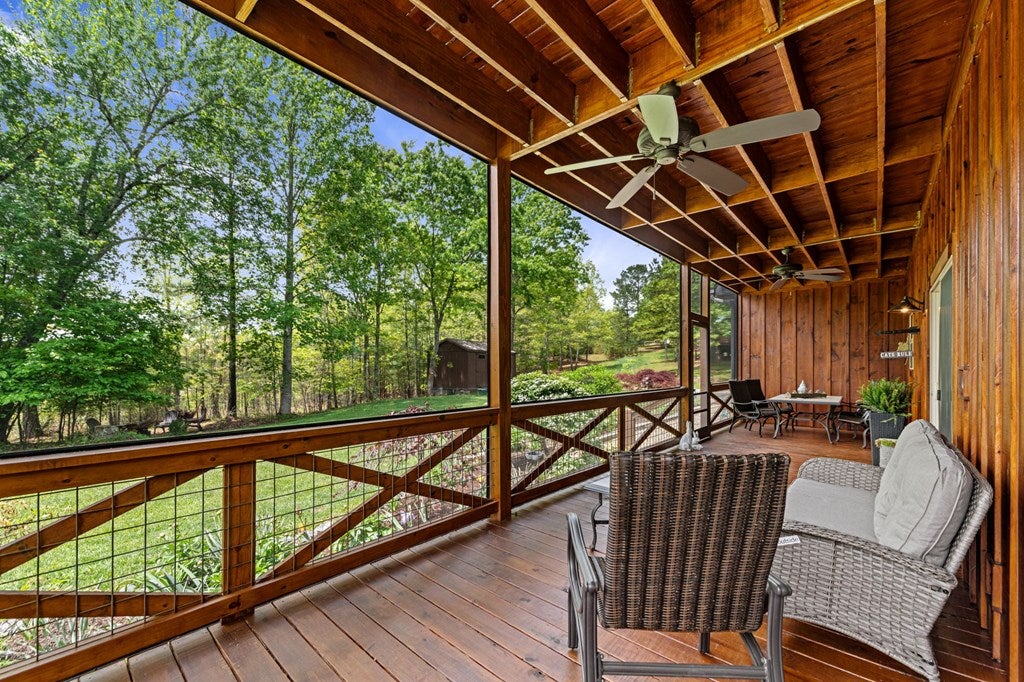 Blairsville, Georgia, 30512, United States, 4 Bedrooms Bedrooms, ,3 BathroomsBathrooms,Residential,For Sale,1876280