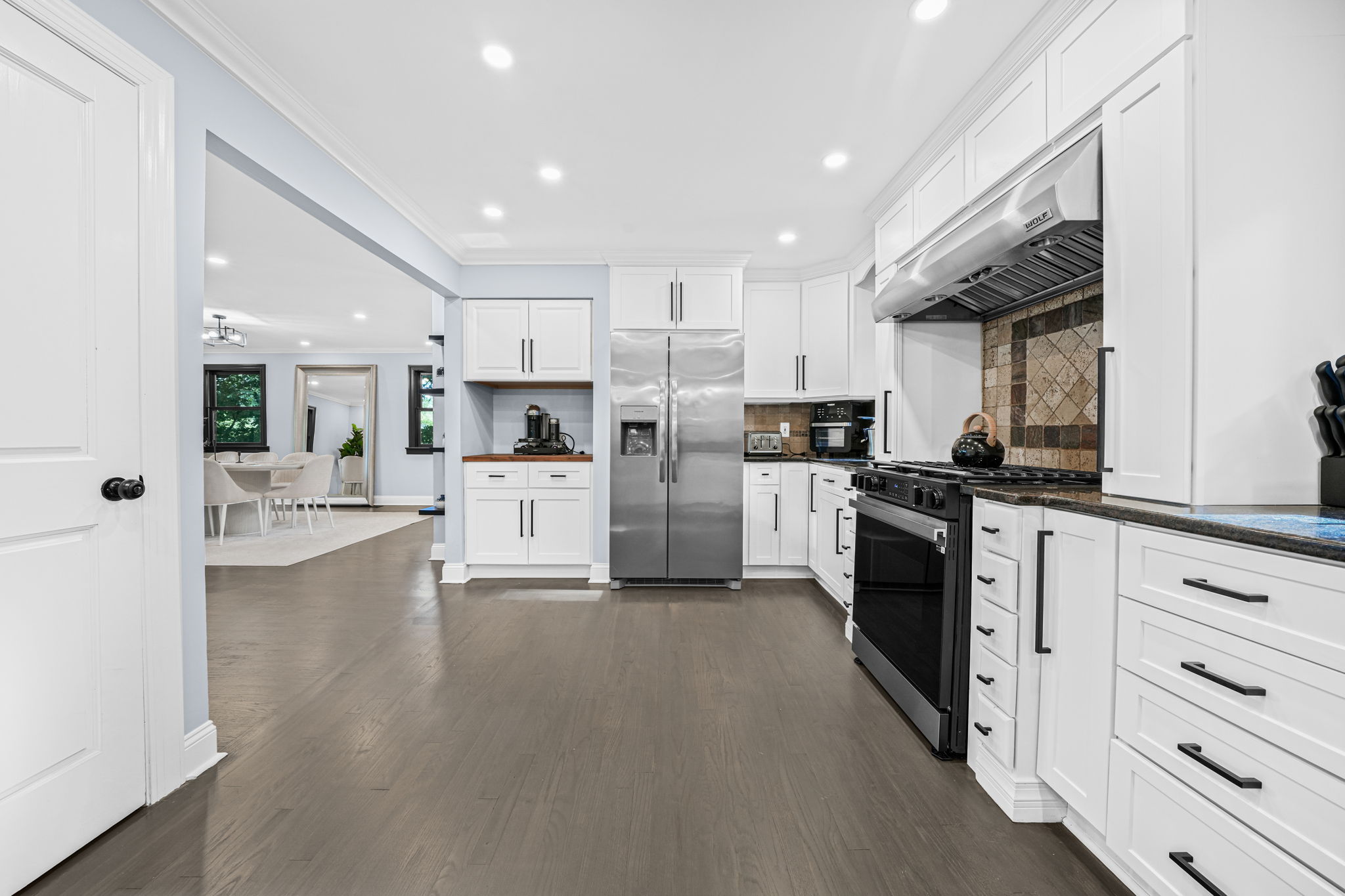 Caldwell Borough, New Jersey, 07006, United States, 3 Bedrooms Bedrooms, ,4 BathroomsBathrooms,Residential,For Sale,1982929