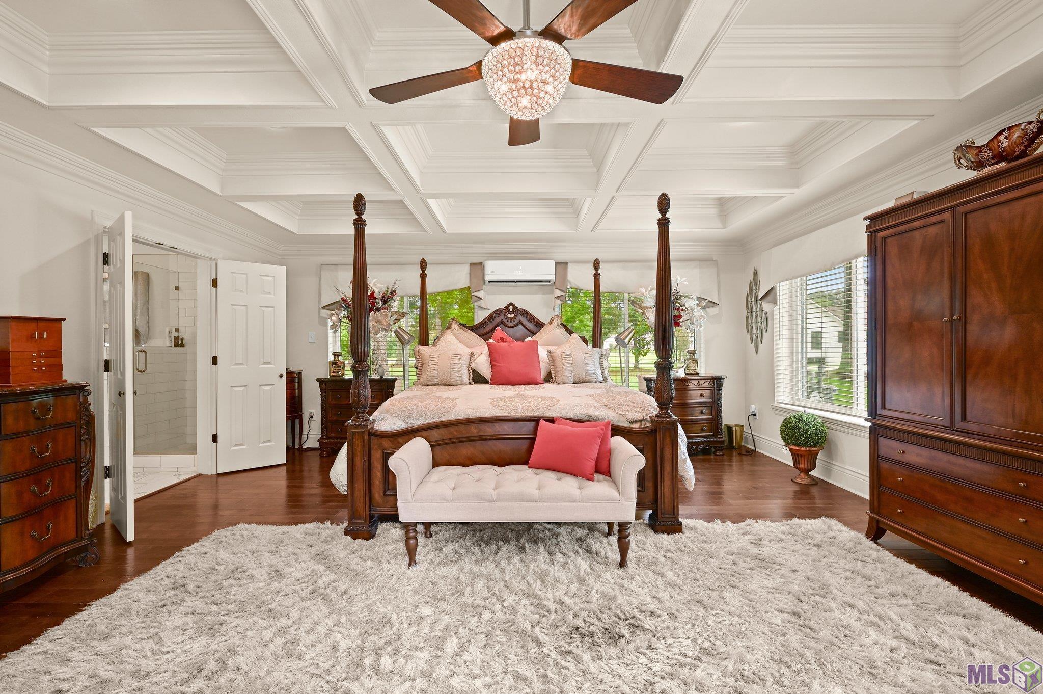 Baton Rouge, Louisiana, 70818, United States, 5 Bedrooms Bedrooms, ,4 BathroomsBathrooms,Residential,For Sale,2005866