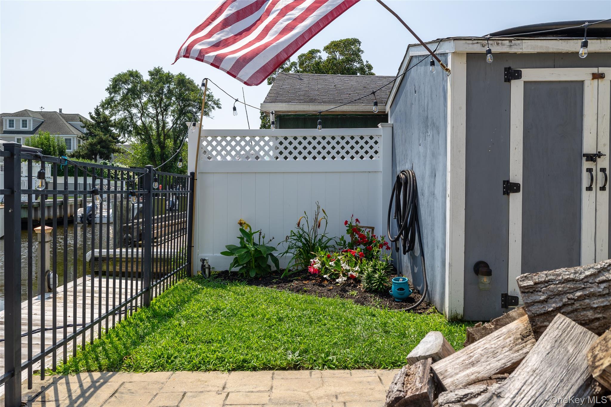 Babylon, New York, 11702, United States, 3 Bedrooms Bedrooms, ,2 BathroomsBathrooms,Residential,For Sale,1930395