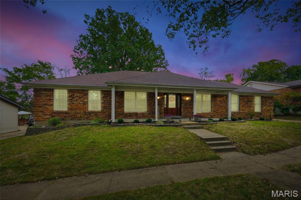 Unincorporated, Missouri, 63129, United States, 4 Bedrooms Bedrooms, ,4 BathroomsBathrooms,Residential,For Sale,1992793