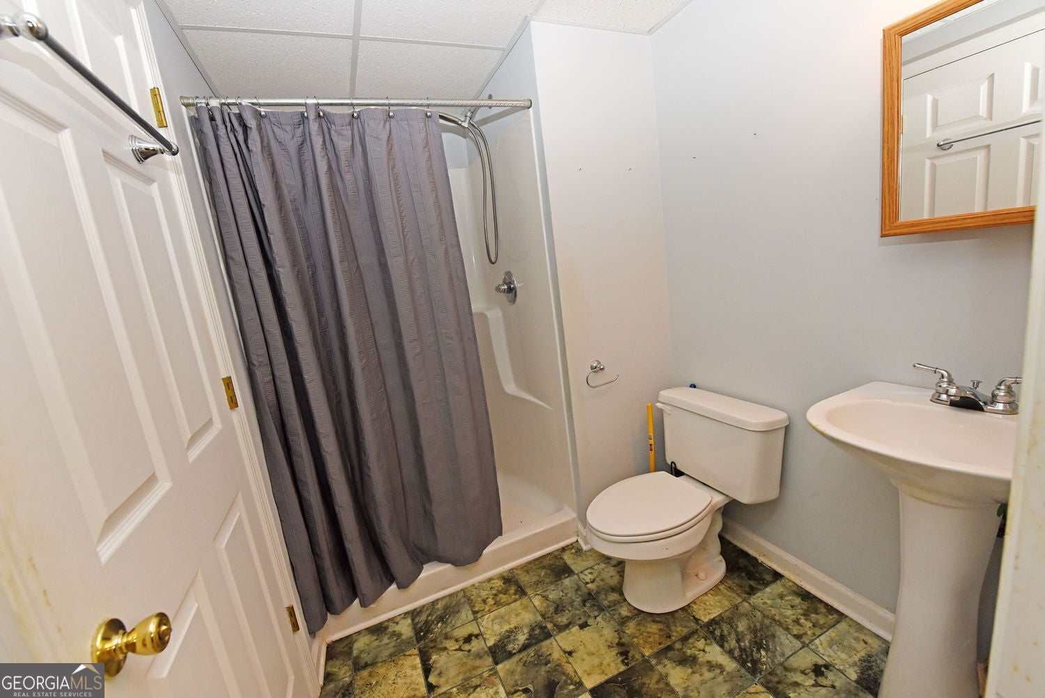 Toccoa, Georgia, 30577, United States, 6 Bedrooms Bedrooms, ,5 BathroomsBathrooms,Residential,For Sale,1899931
