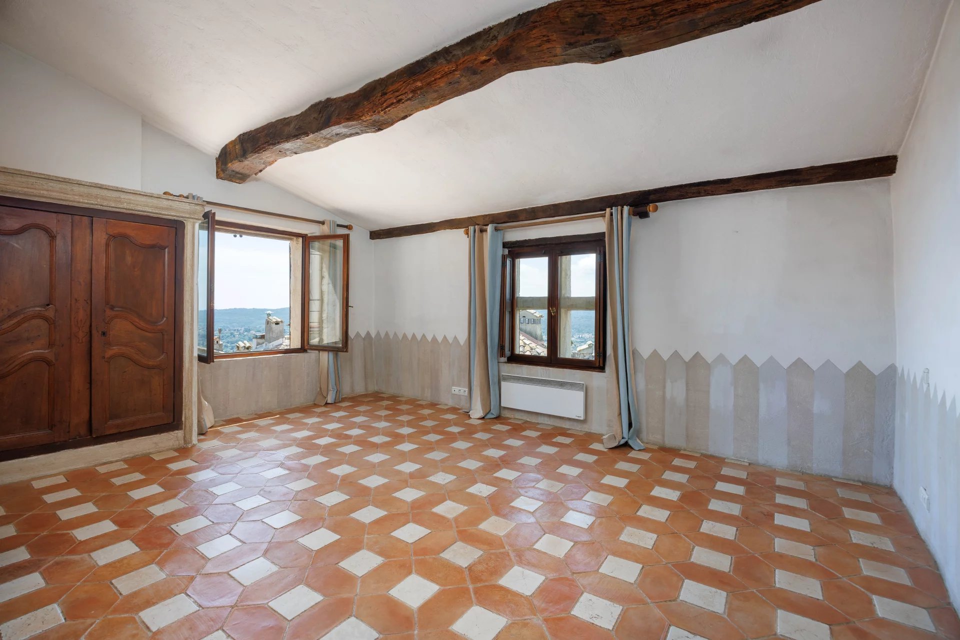 Saint-Paul-de-Vence, Provence-Alpes-Côte d’Azur, 06570, FR, 4 Bedrooms Bedrooms, ,Residential,For Sale,1827667