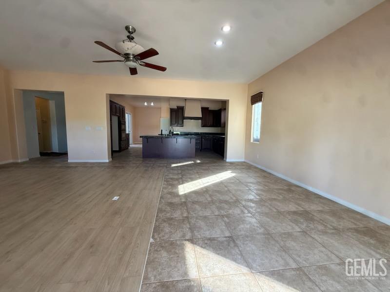 Bakersfield, California, 93312, United States, 3 Bedrooms Bedrooms, ,3 BathroomsBathrooms,Residential,For Sale,2008852