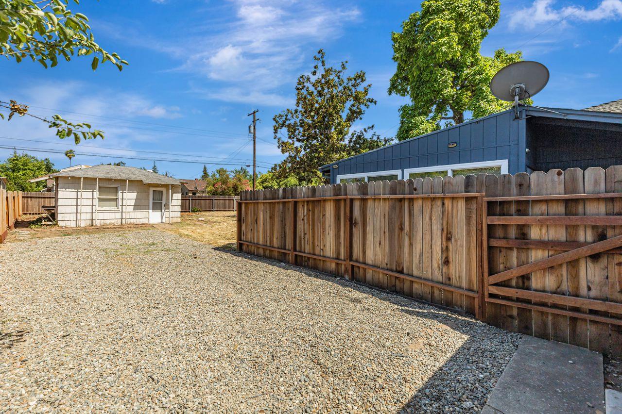 Sacramento, California, 95864, United States, 3 Bedrooms Bedrooms, ,2 BathroomsBathrooms,Residential,For Sale,1838270
