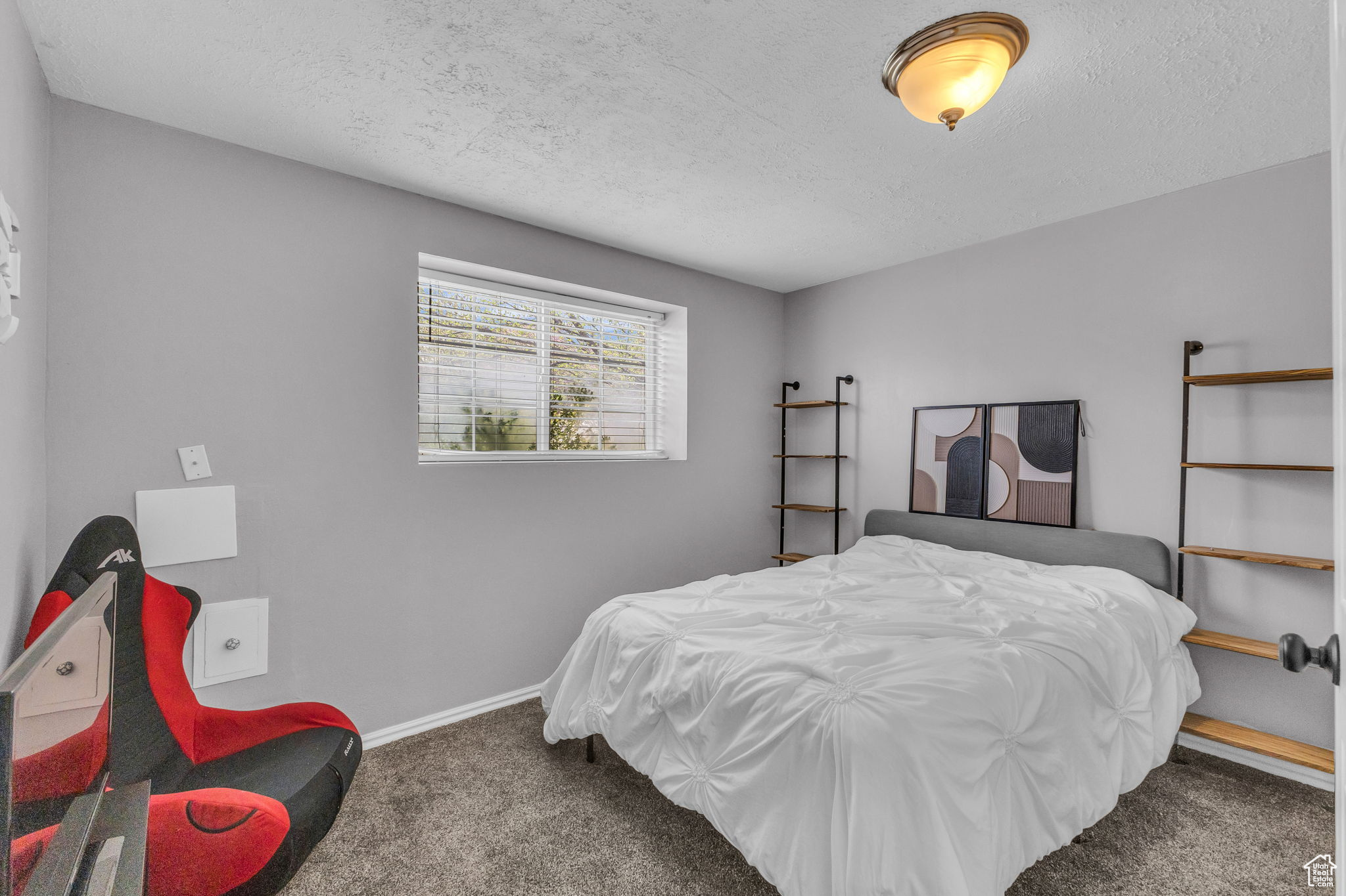 Herriman, Utah, 84096, United States, 5 Bedrooms Bedrooms, ,2 BathroomsBathrooms,Residential,For Sale,1850262