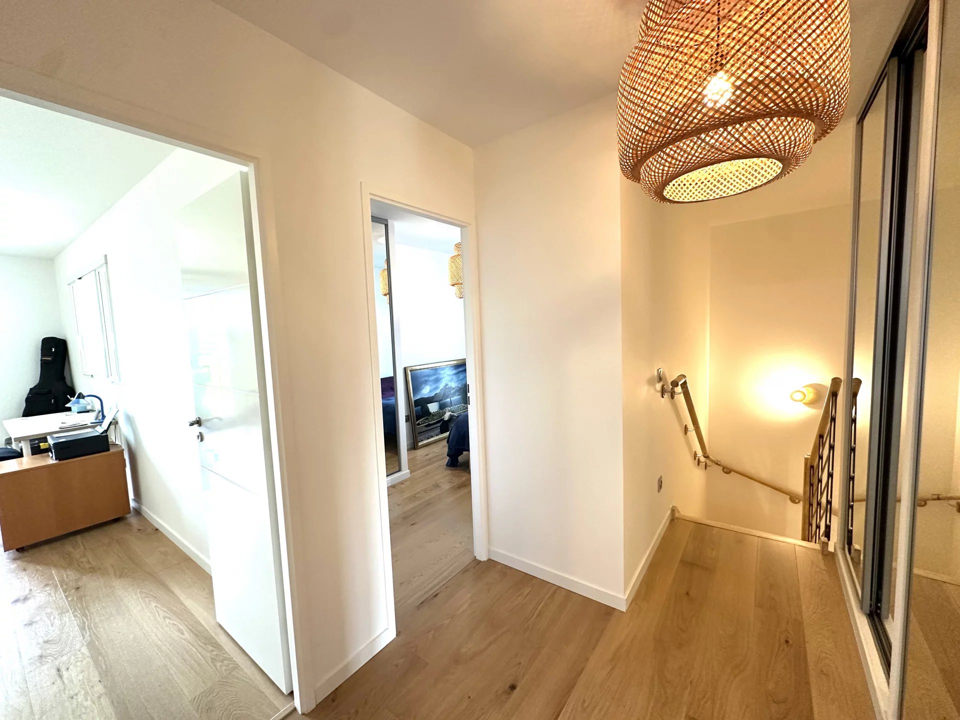 Le Vésinet, Île-de-France, 78110, FR, 2 Bedrooms Bedrooms, ,1 BathroomBathrooms,Residential,For Sale,1994507