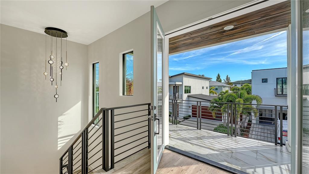 Sarasota, Florida, 34236, United States, 4 Bedrooms Bedrooms, ,4 BathroomsBathrooms,Residential,For Sale,2000414