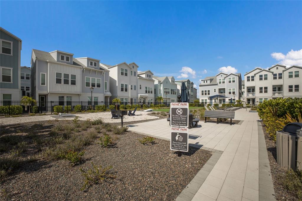 Sarasota, Florida, 34237, United States, 3 Bedrooms Bedrooms, ,4 BathroomsBathrooms,Residential,For Sale,1989213