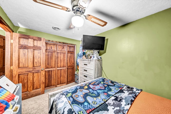 Vanceburg, Kentucky, 41179, United States, 4 Bedrooms Bedrooms, ,2 BathroomsBathrooms,Residential,For Sale,1984182