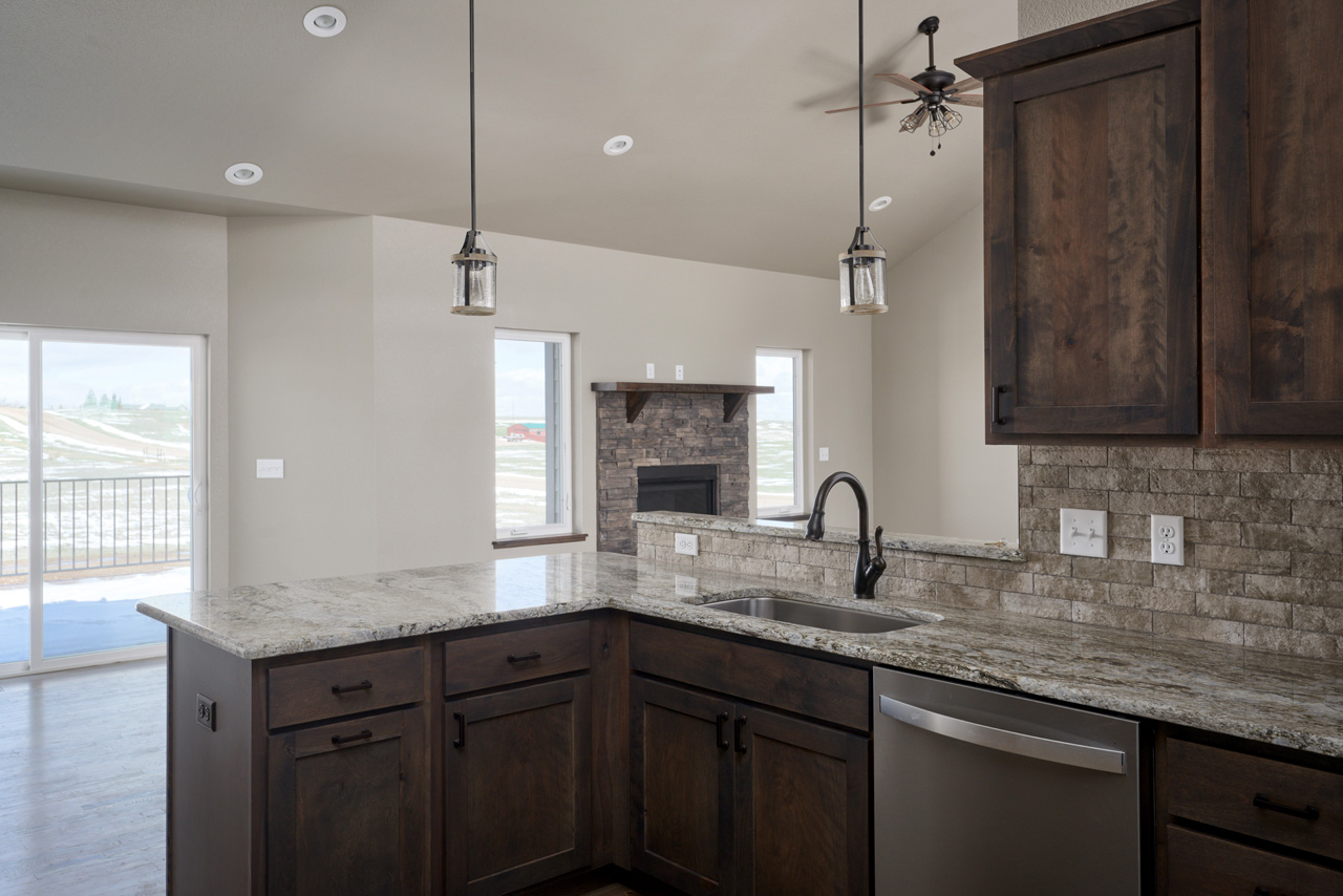 Cheyenne, Wyoming, 82009, United States, 3 Bedrooms Bedrooms, ,2 BathroomsBathrooms,Residential,For Sale,1978031