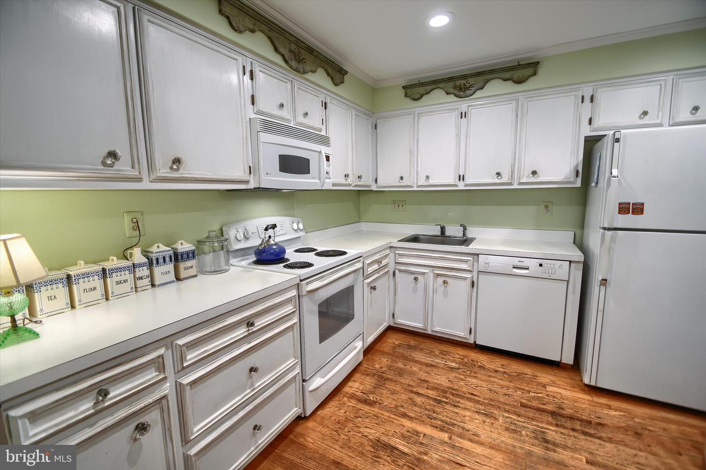 Paoli, Pennsylvania, 19301, United States, 4 Bedrooms Bedrooms, ,3 BathroomsBathrooms,Residential,For Sale,1997504