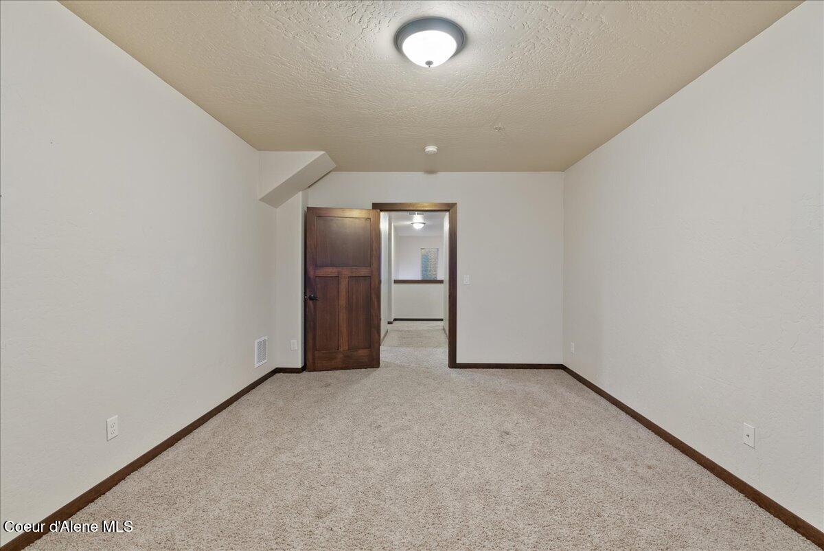 Coeur D'alene, Idaho, 83815, United States, 4 Bedrooms Bedrooms, ,2 BathroomsBathrooms,Residential,For Sale,1989025