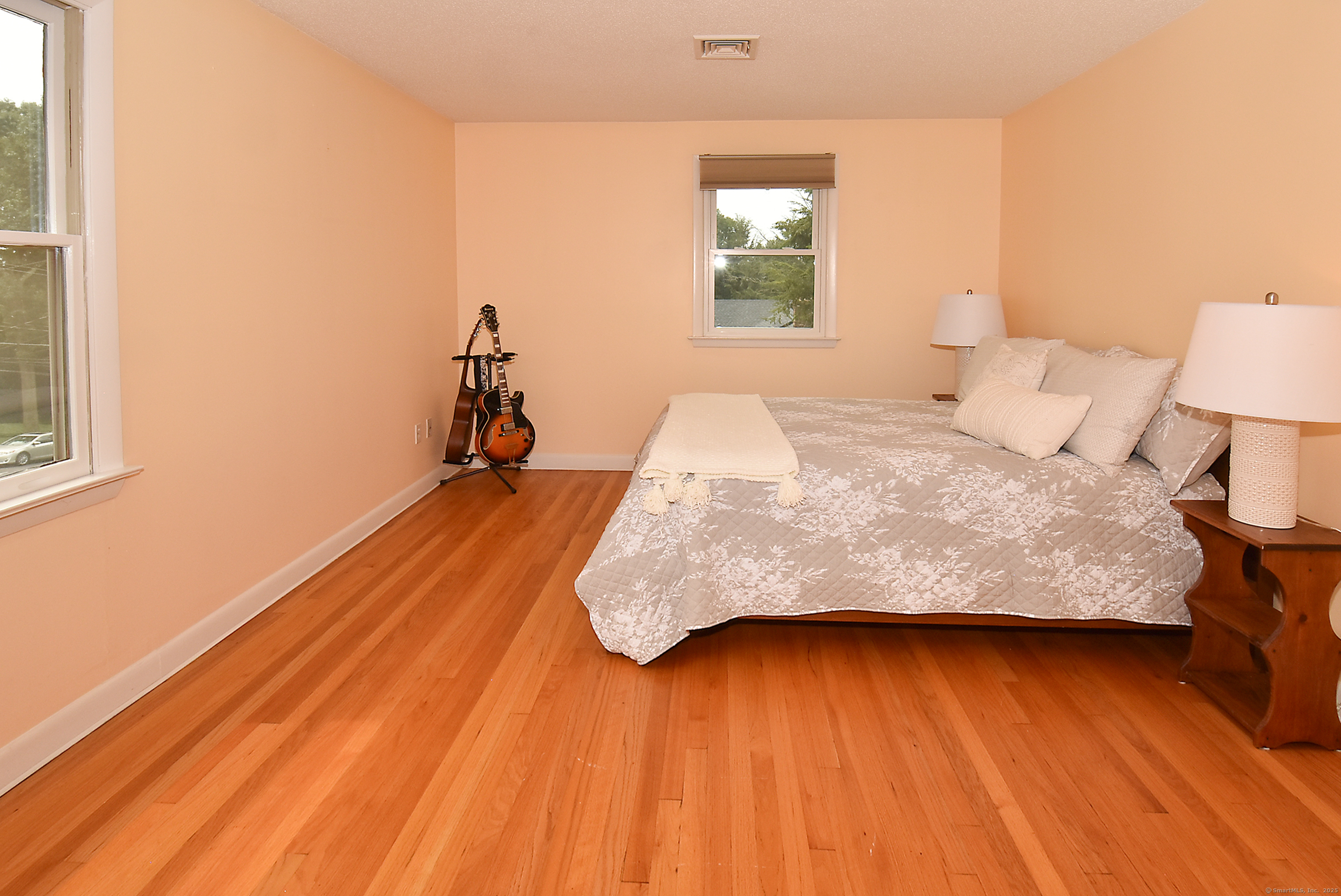 Ellington, Connecticut, 06029, United States, 5 Bedrooms Bedrooms, ,4 BathroomsBathrooms,Residential,For Sale,1911965