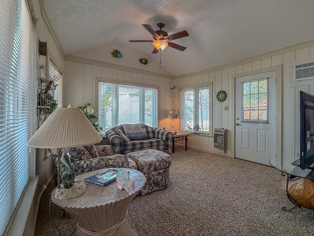 Machipongo, Virginia, 23405, United States, 3 Bedrooms Bedrooms, ,3 BathroomsBathrooms,Residential,For Sale,1796934