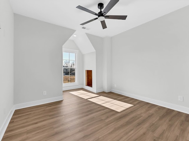 Clarksville, Tennessee, 37043, United States, 4 Bedrooms Bedrooms, ,4 BathroomsBathrooms,Residential,For Sale,2005761