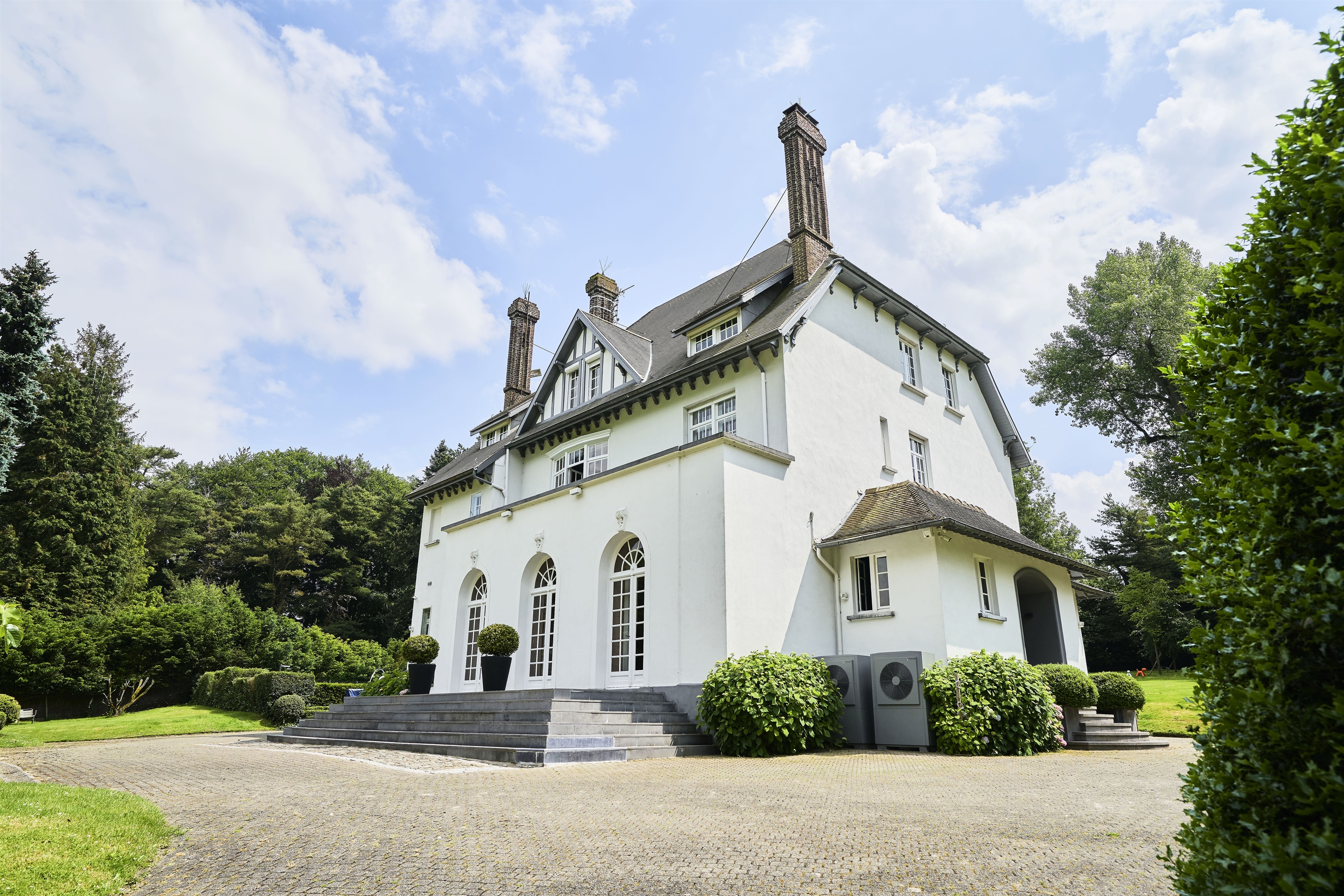  This remarkable house, located in the lovely town of Wervicq Sud and built in 1… - 物件實景