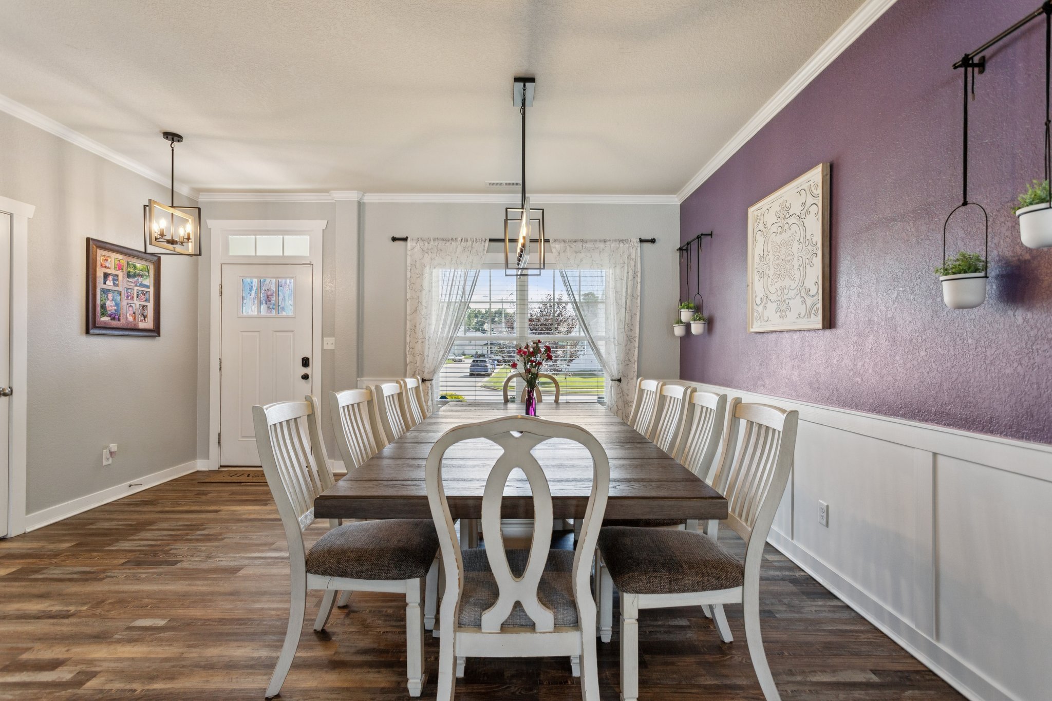 Chesapeake, Virginia, 23322, United States, 5 Bedrooms Bedrooms, ,3 BathroomsBathrooms,Residential,For Sale,1887948