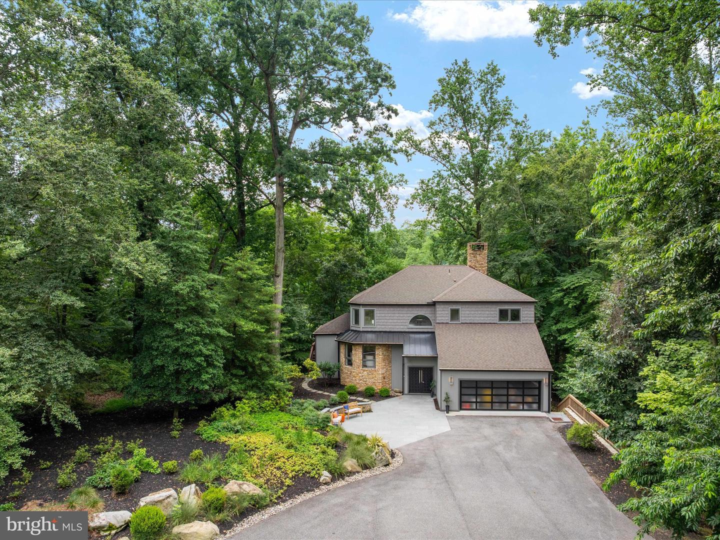 Annapolis, Maryland, 21401, United States, 5 Bedrooms Bedrooms, ,5 BathroomsBathrooms,Residential,For Sale,1895873